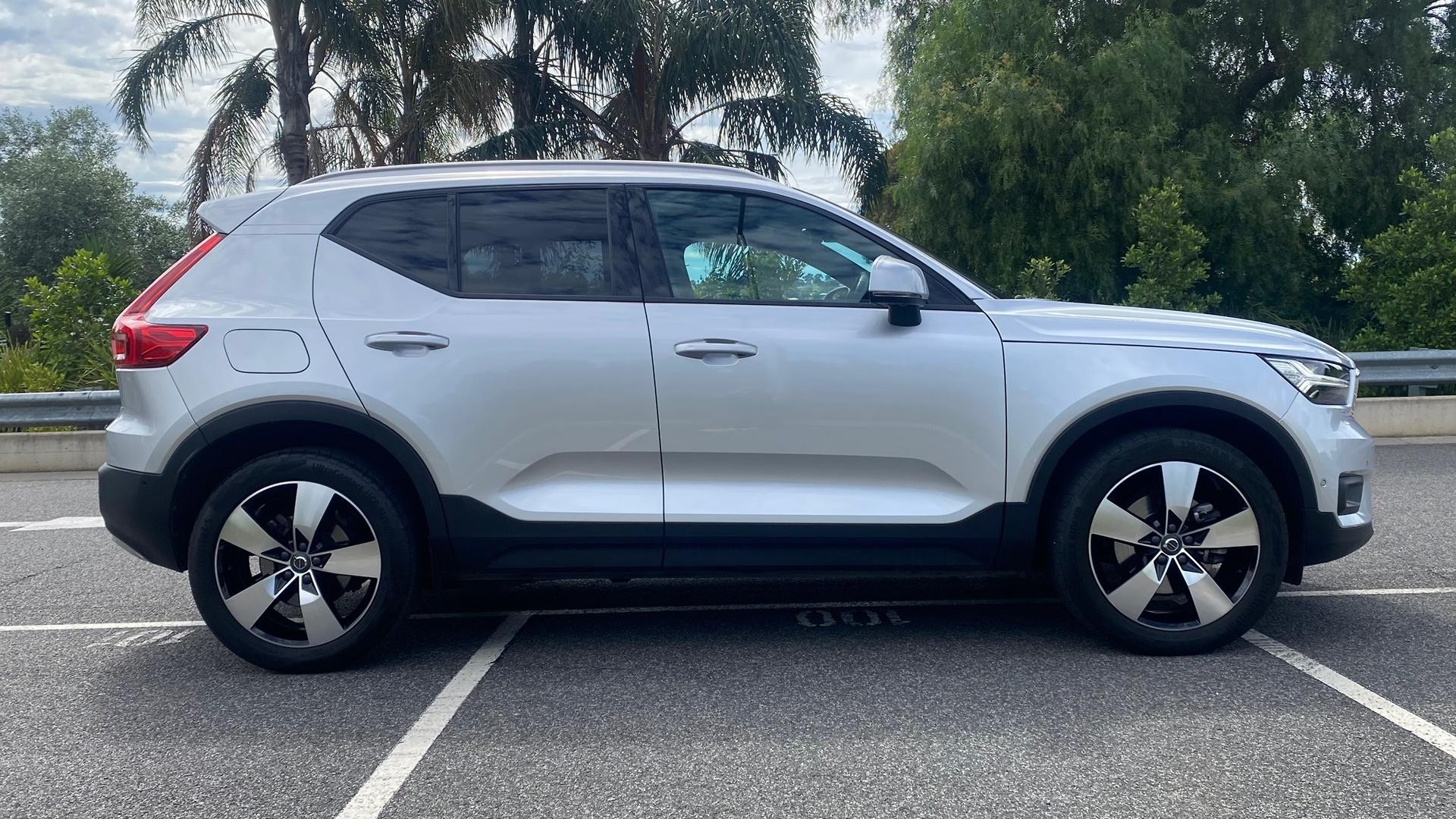 Volvo Xc40 image 3