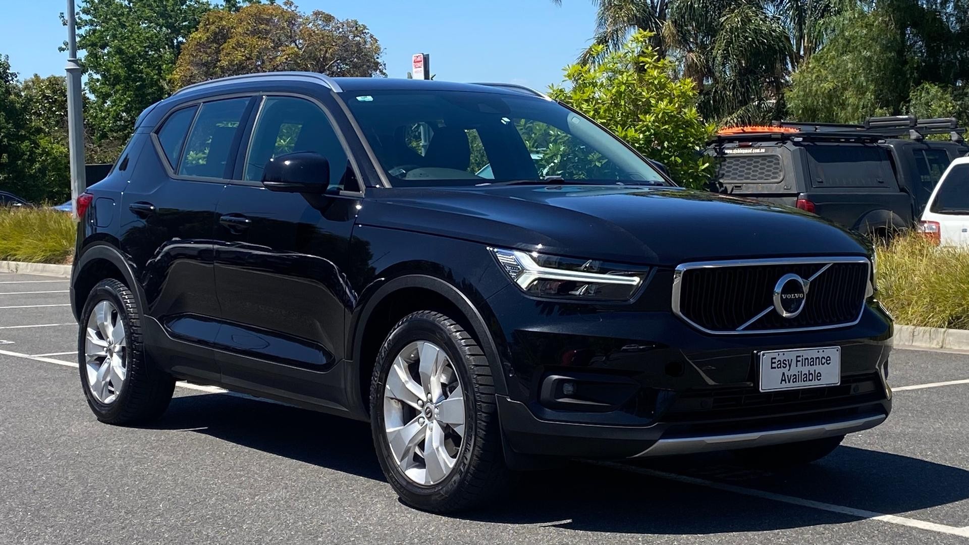 Volvo Xc40 image 2