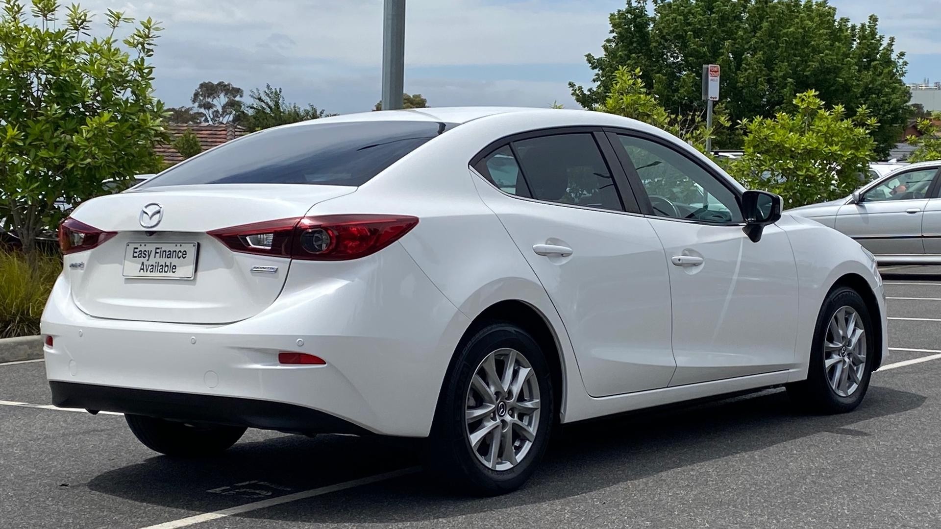 Mazda 3 image 4