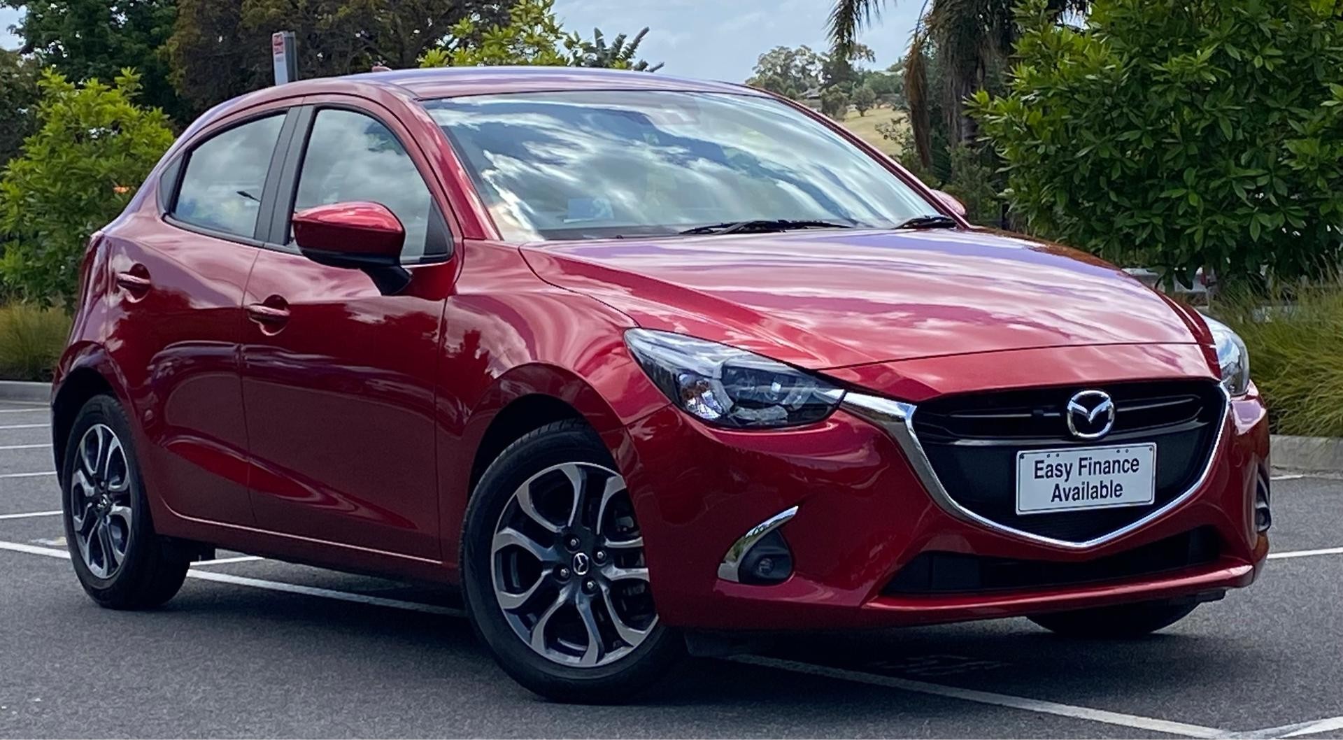 Mazda 2 image 1