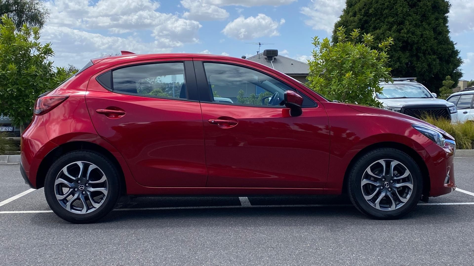 Mazda 2 image 3