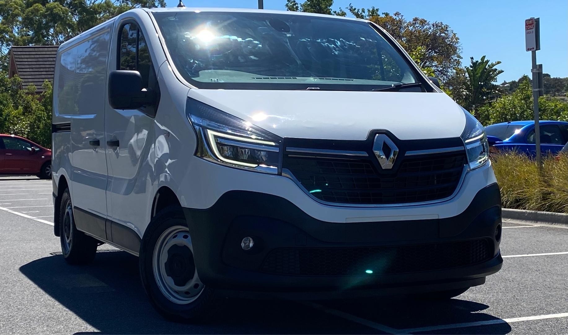 Renault Trafic image 1