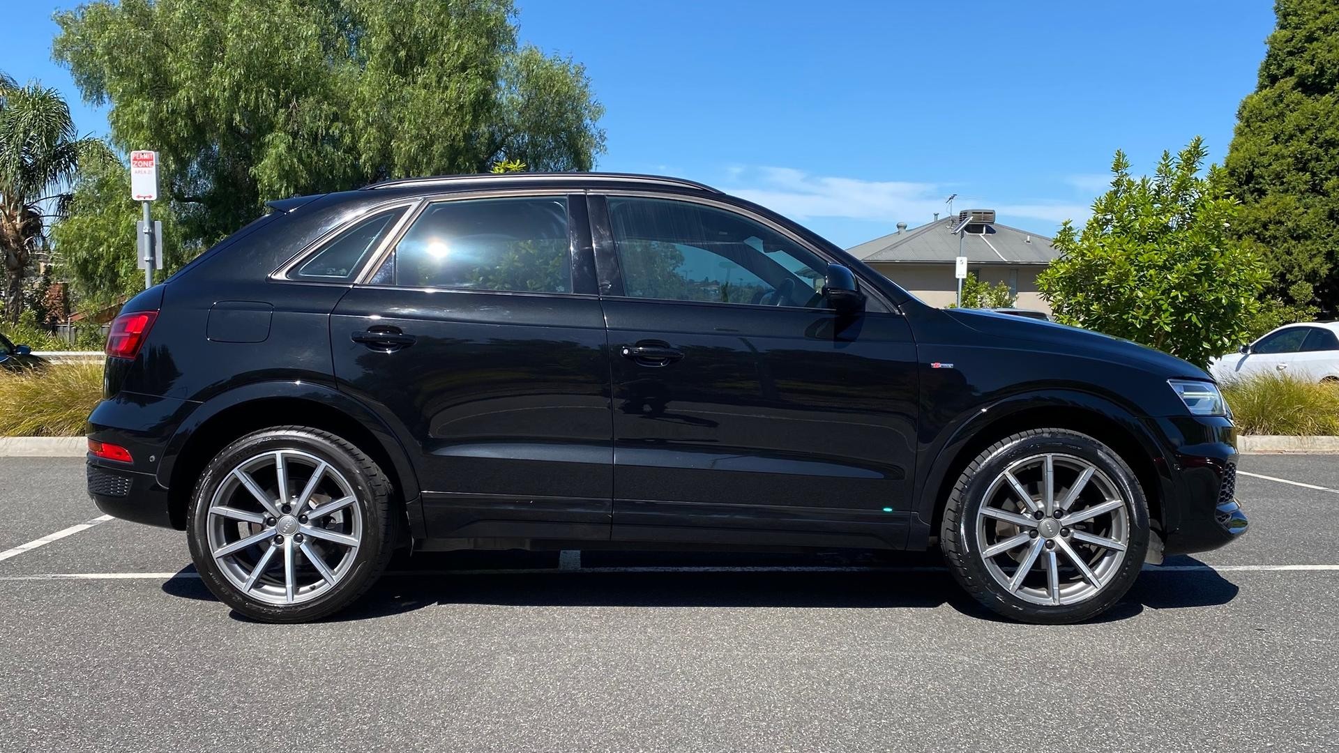 Audi Q3 image 3