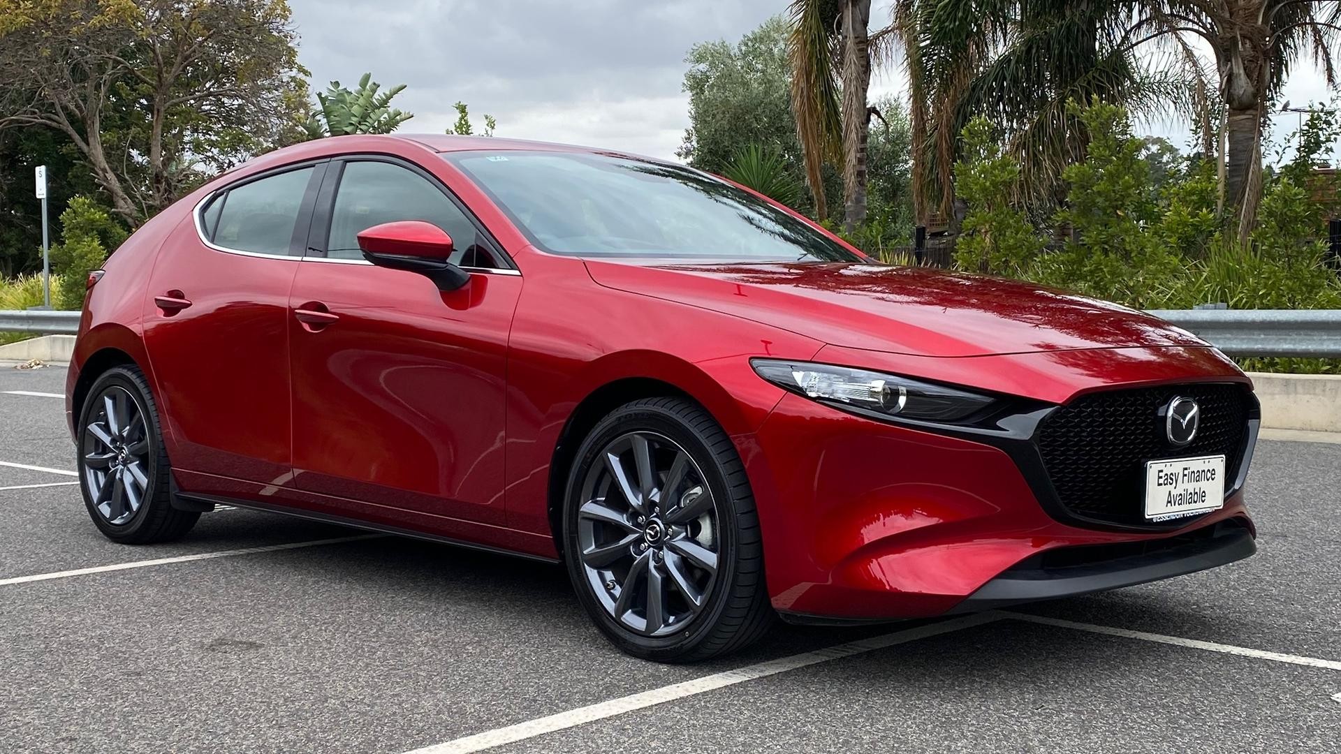 Mazda 3 image 2