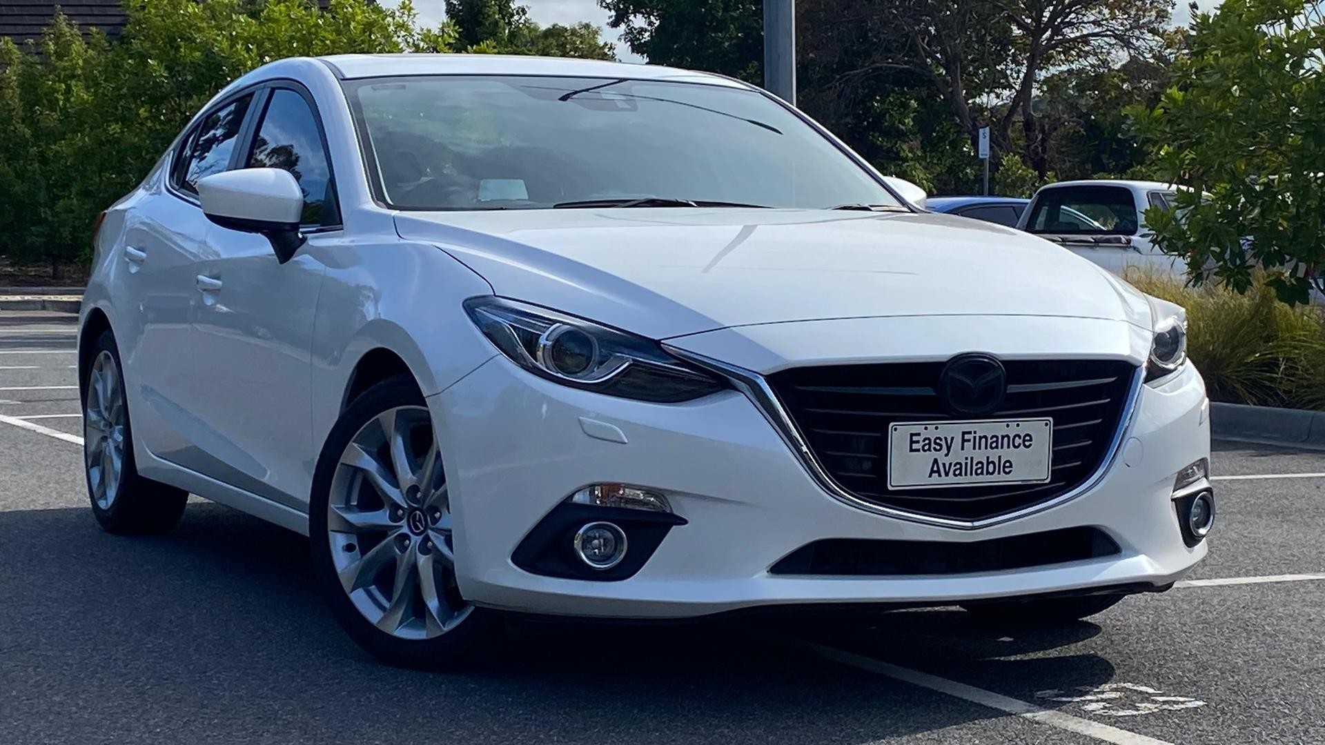 Mazda 3 image 1