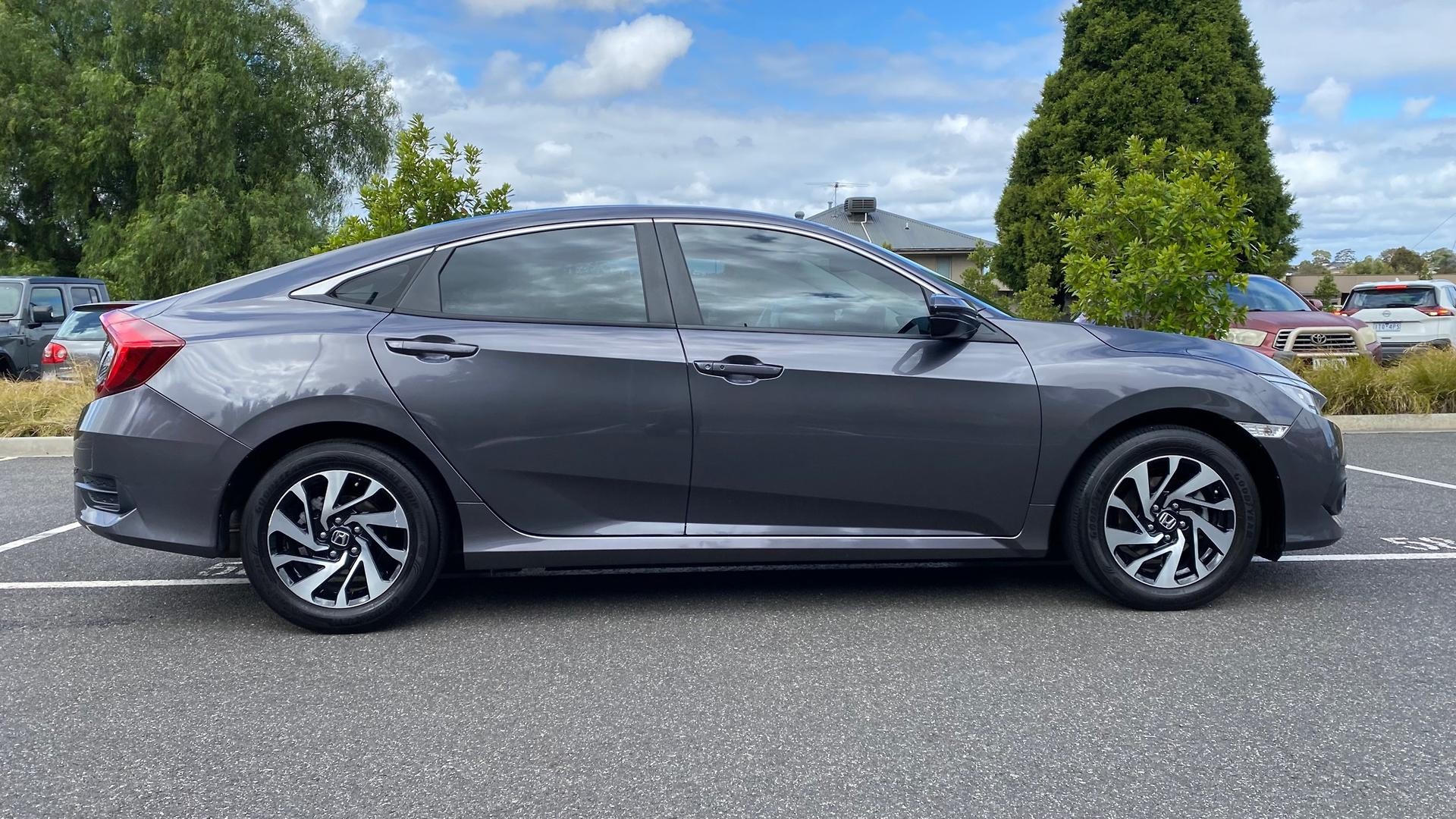 Honda Civic image 3