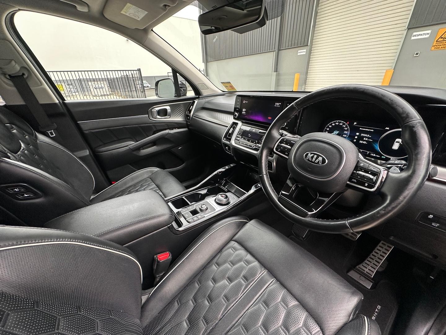 Kia Sorento image 3