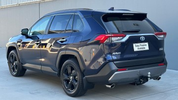 https://dvg-vehicle-assets.s3.amazonaws.com/V005102/4kpgew8v1u9osjjxxngu5prkh.jpg