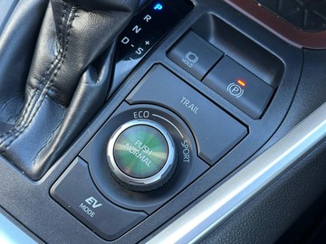 https://dvg-vehicle-assets.s3.amazonaws.com/V005102/9jgh790bwcpp2cbavddkdf5n5.jpg