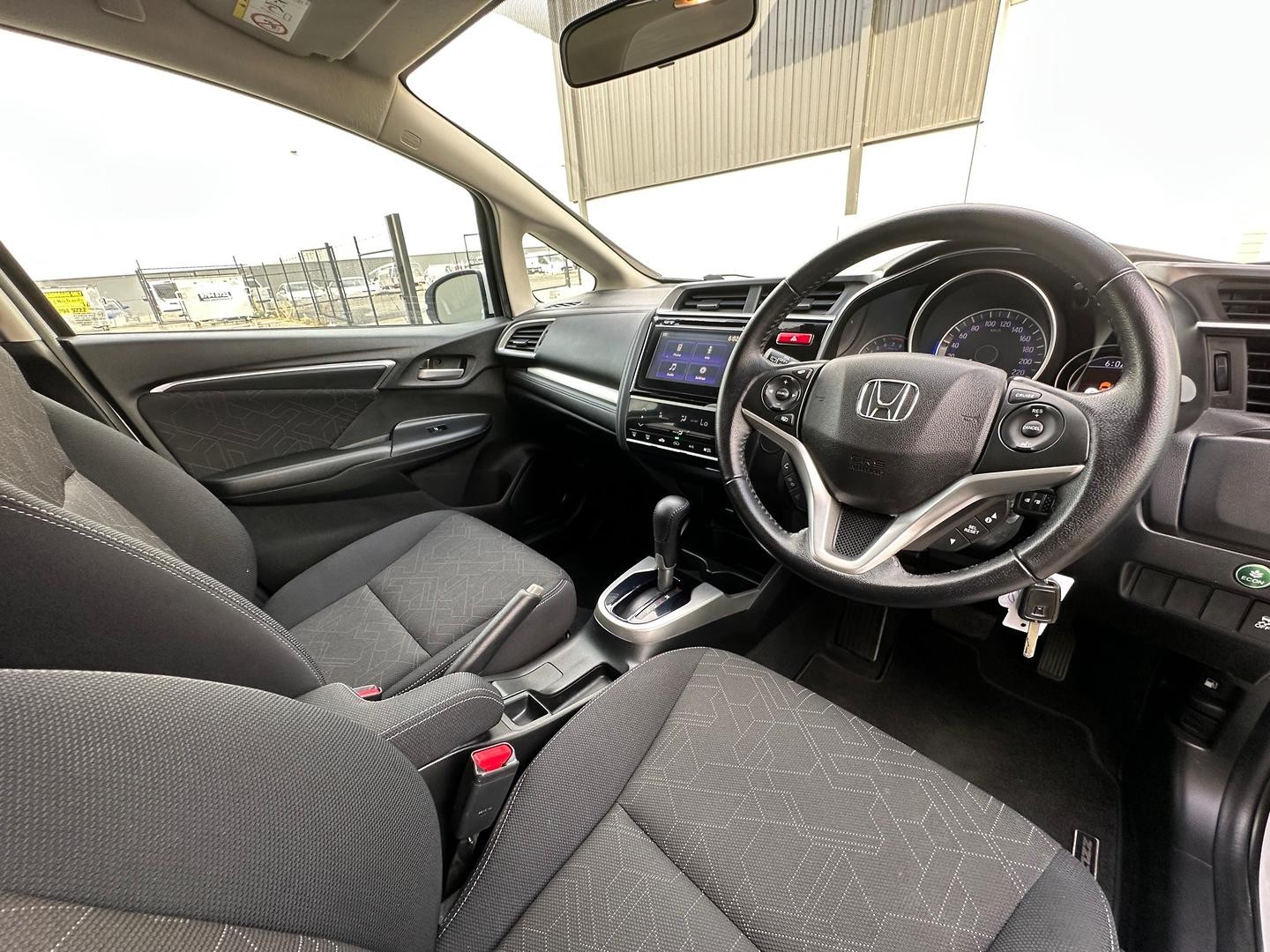 Honda Jazz image 3