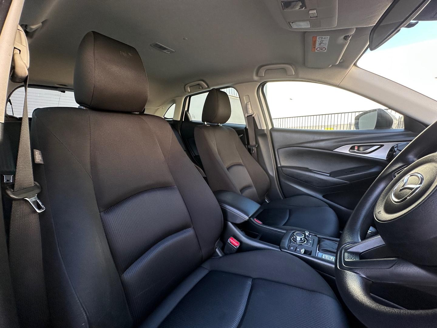 Mazda Cx-3 image 4