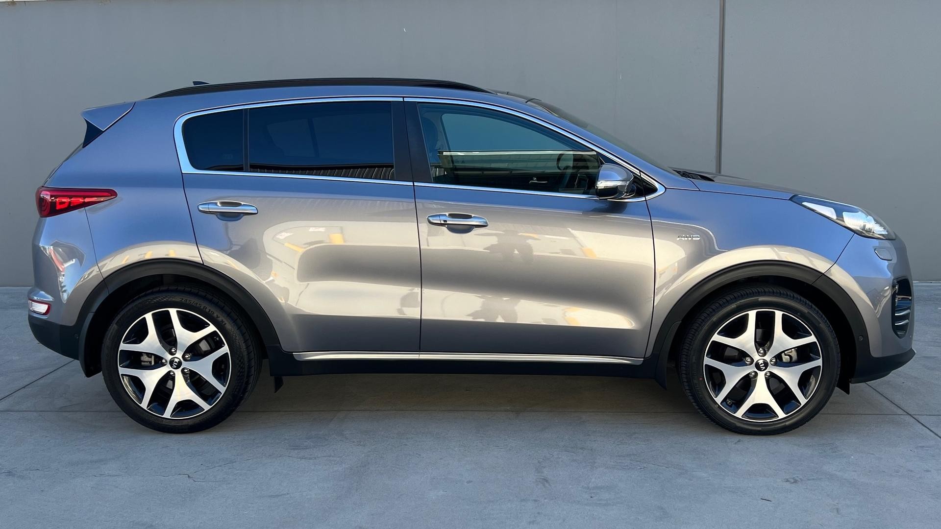 Kia Sportage image 3