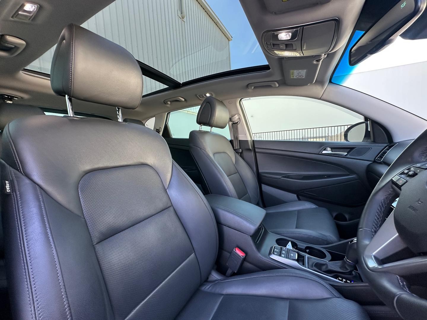 Hyundai Tucson image 4