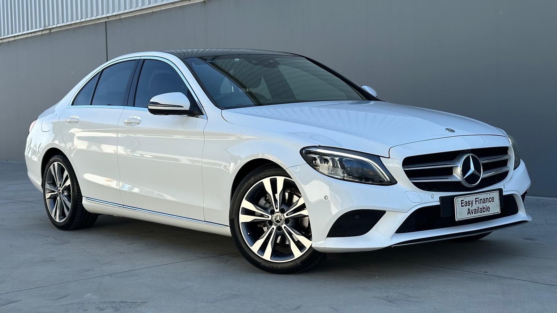 Mercedes Benz C-class image 1