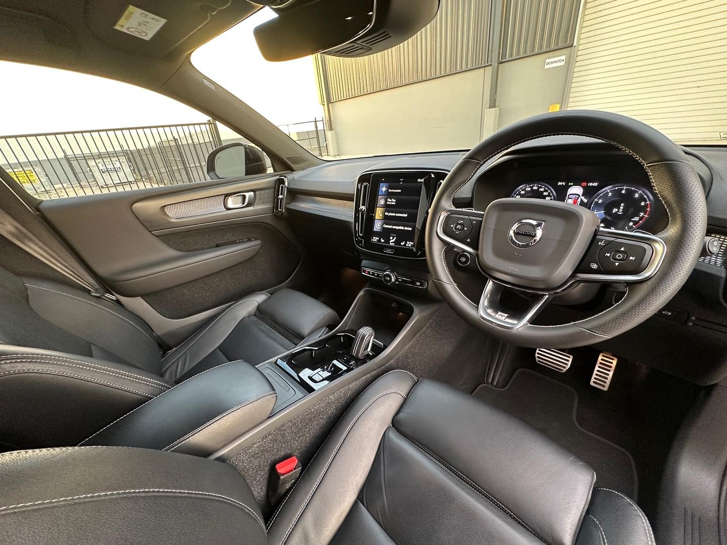 Volvo Xc40 image 3