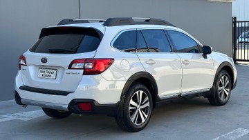 https://dvg-vehicle-assets.s3.amazonaws.com/V005181/4bp0l0mt8tmim0d38c7rj6yj1.jpg
