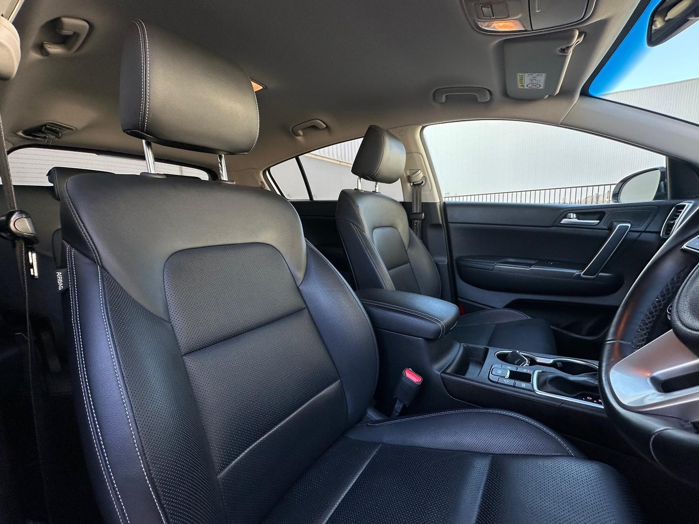 Kia Sportage image 4