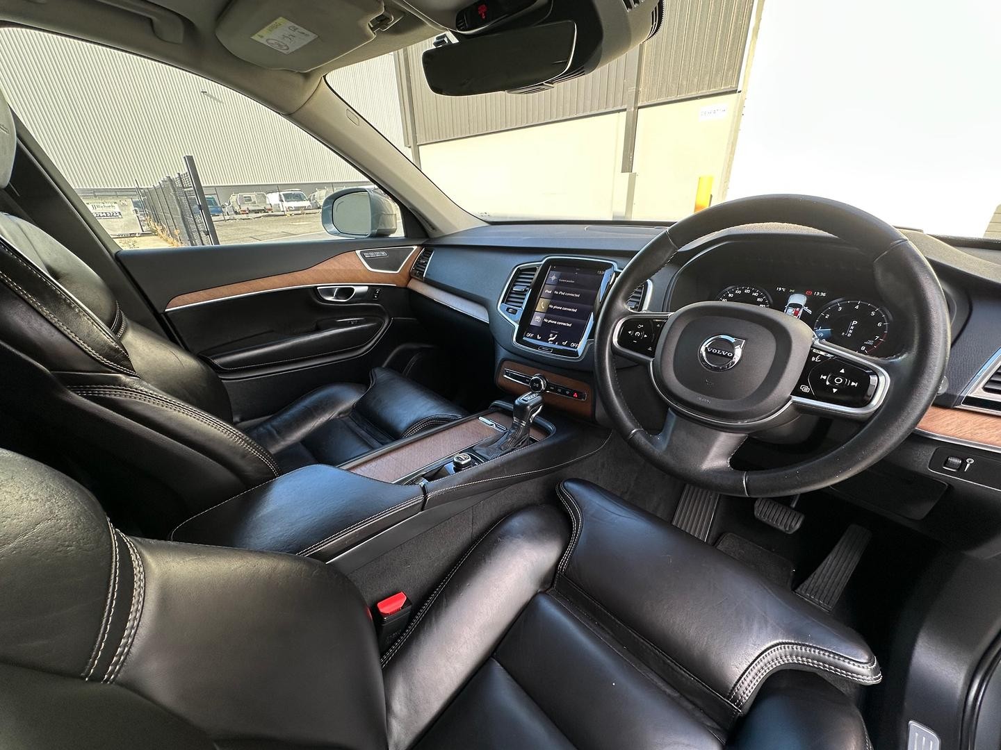 Volvo Xc90 image 3