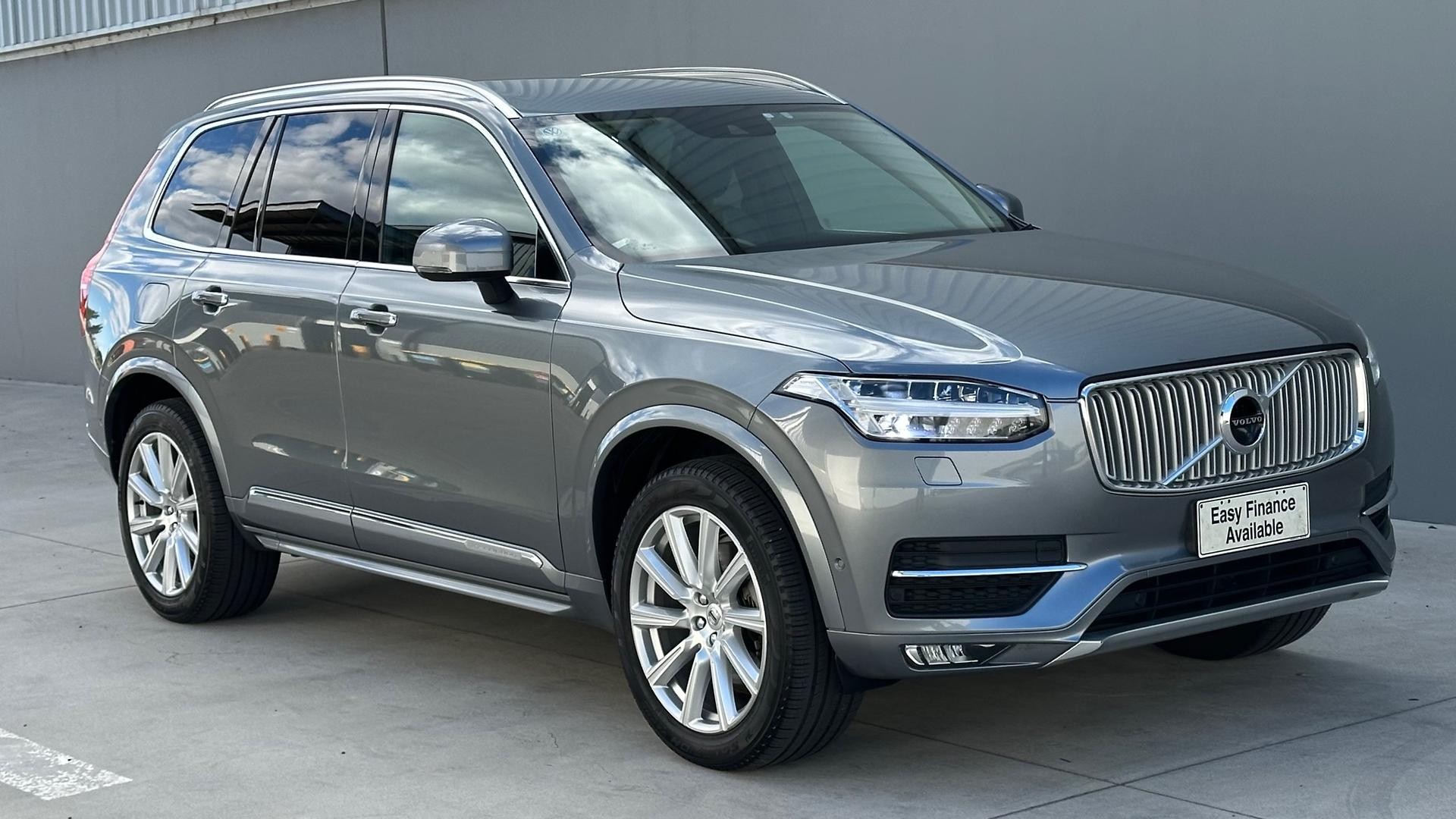 Volvo Xc90 image 2