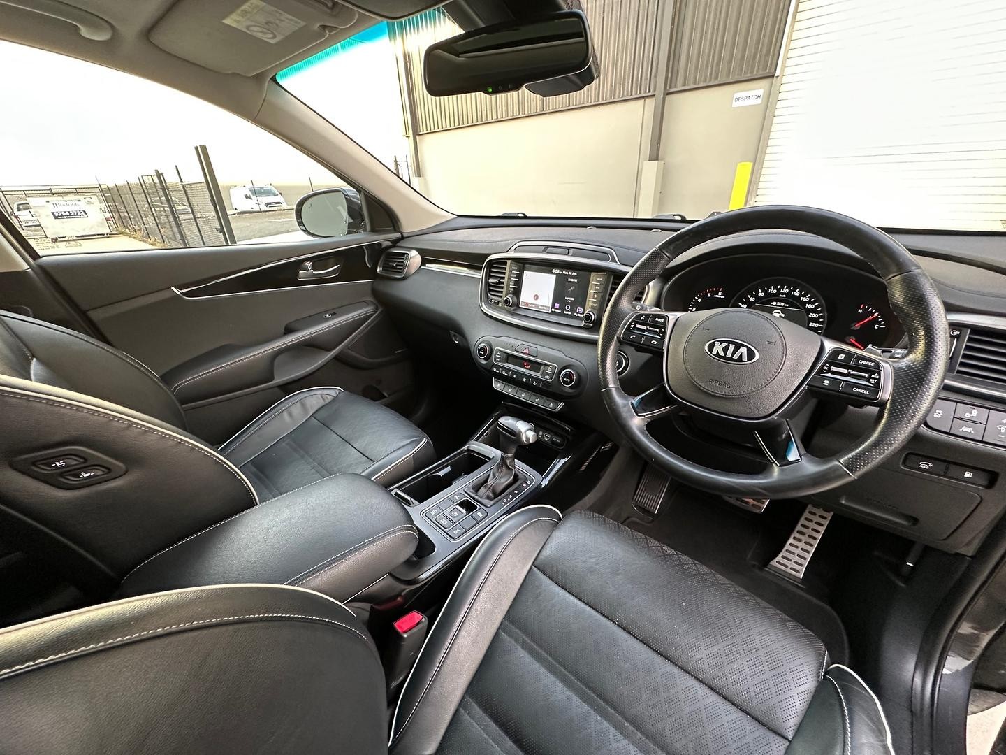 Kia Sorento image 3