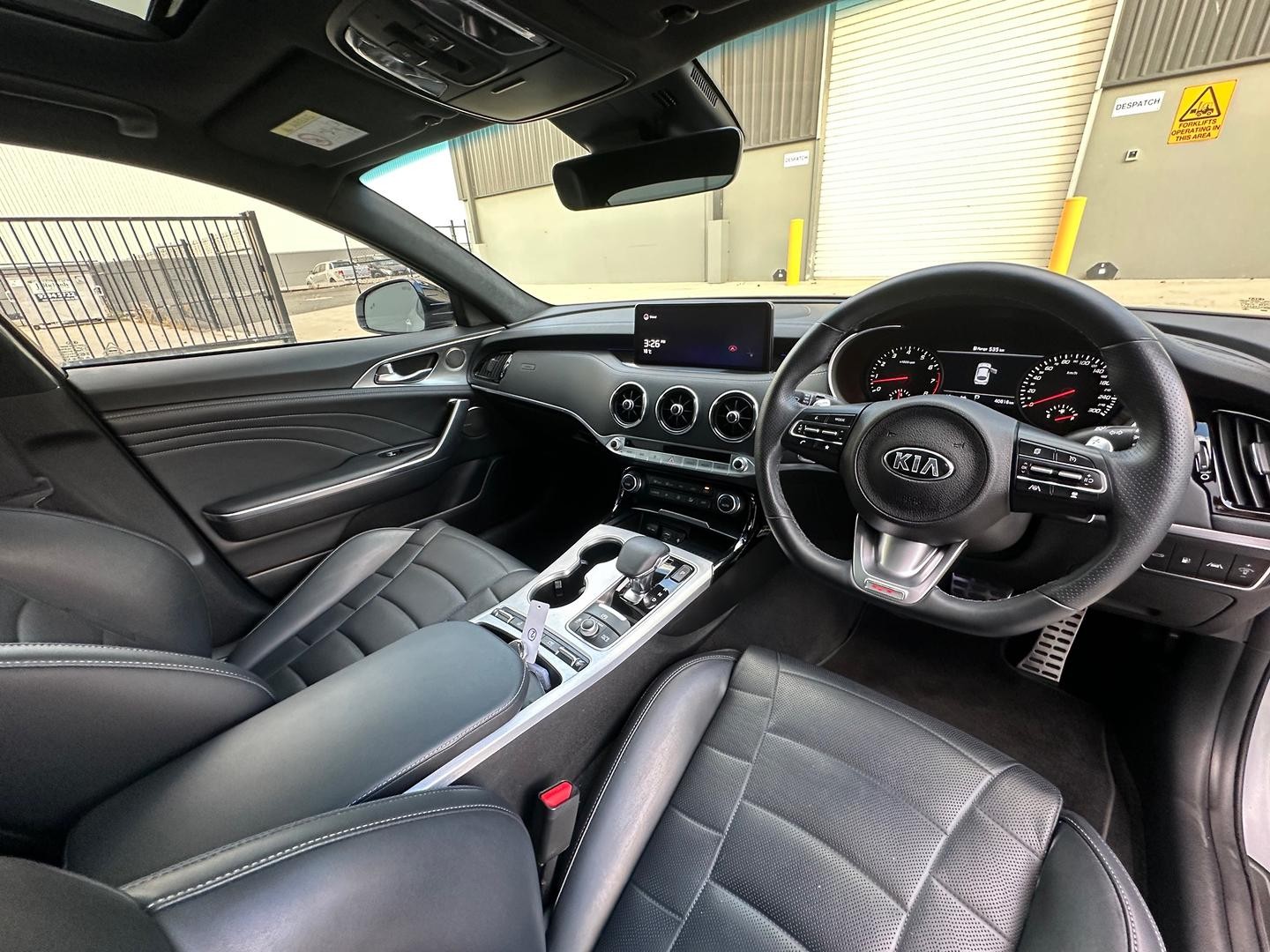 Kia Stinger image 3