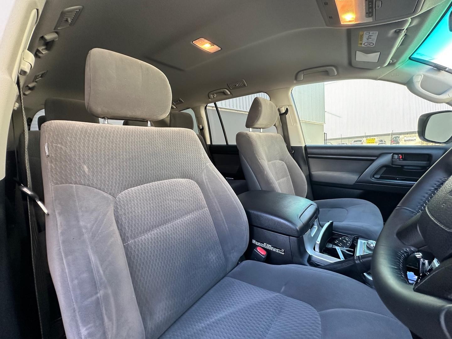Toyota Landcruiser image 4