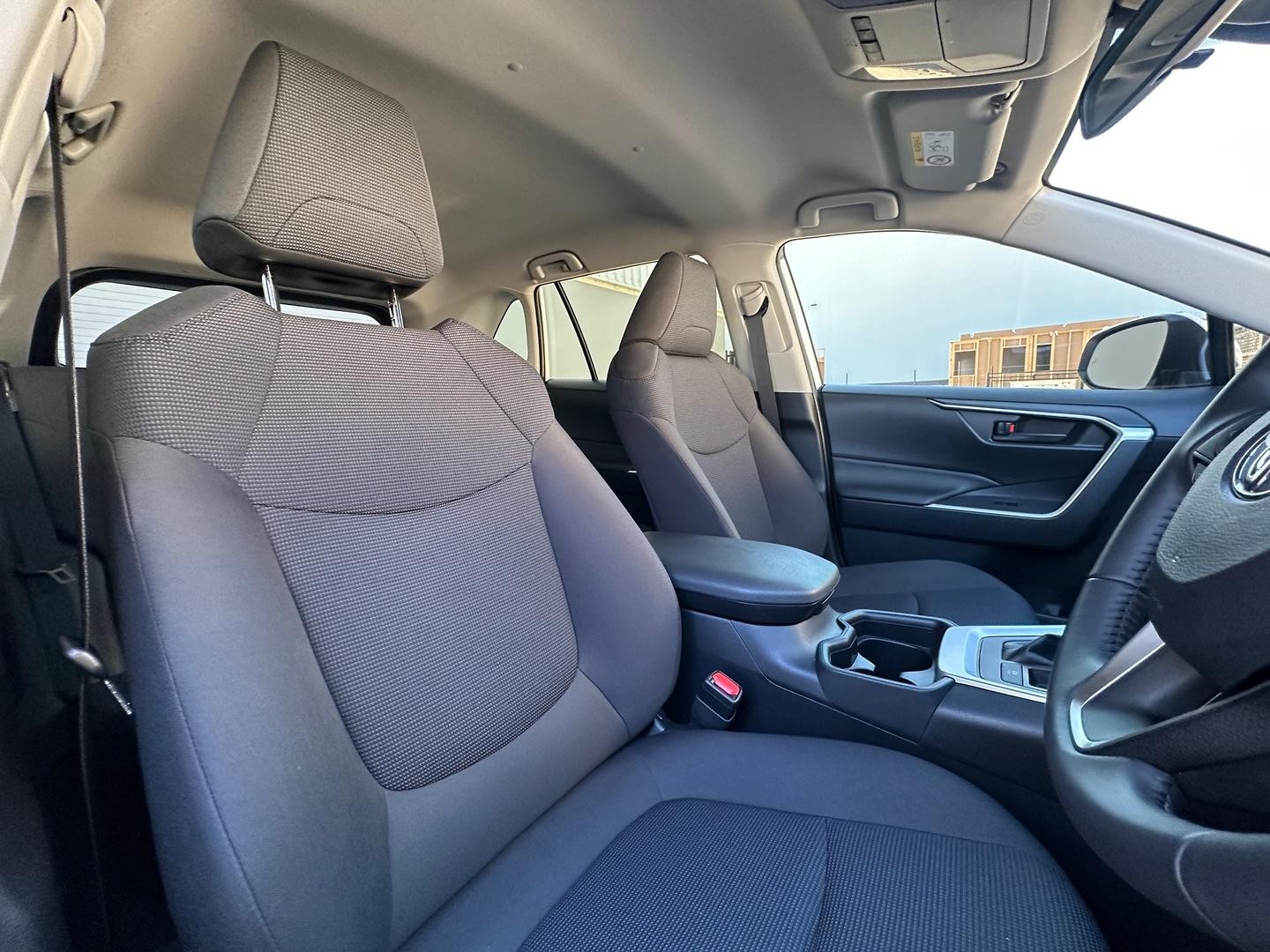Toyota Rav4 image 4