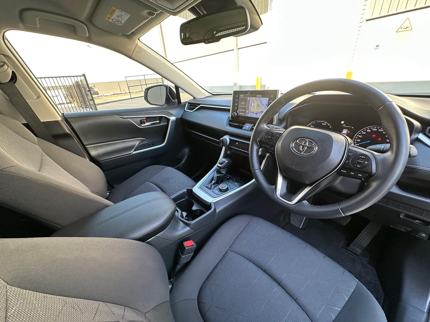 Toyota Rav4 image 3