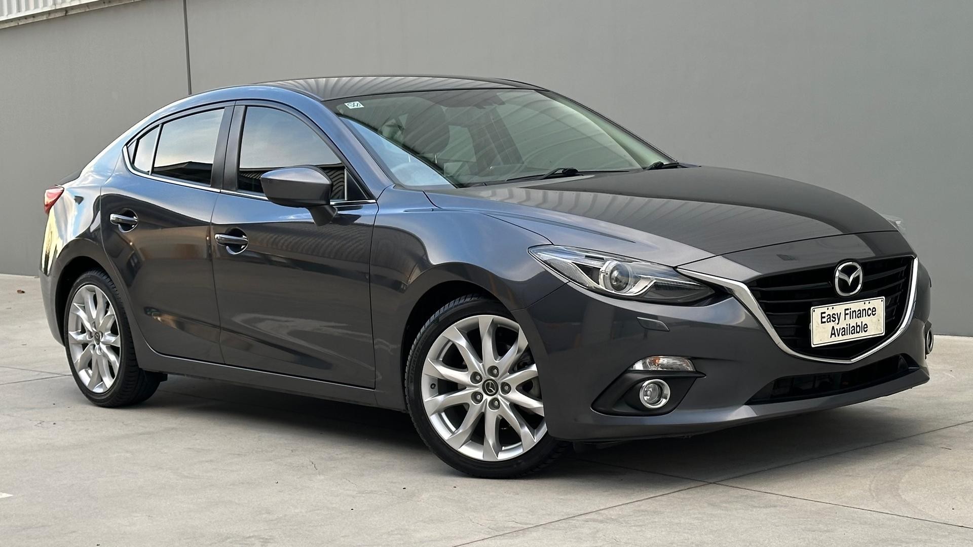 Mazda 3 image 1