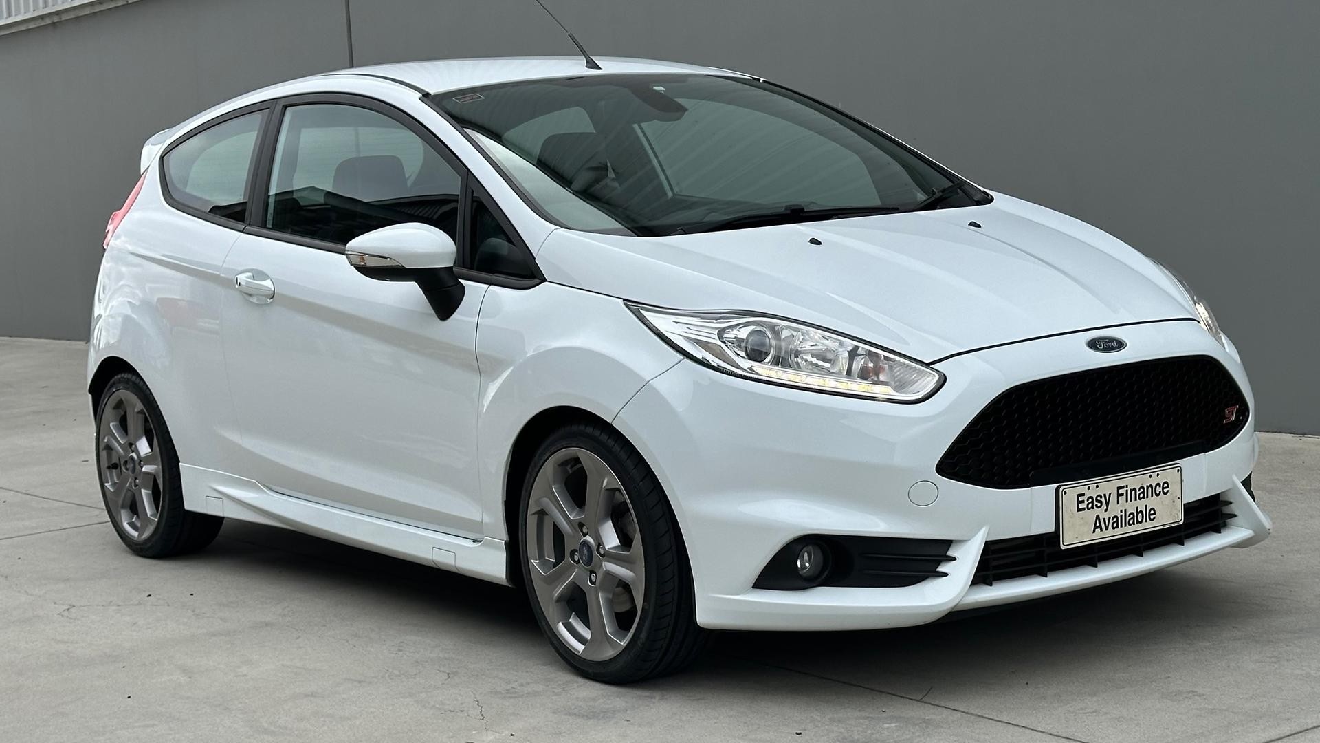 Ford Fiesta image 2