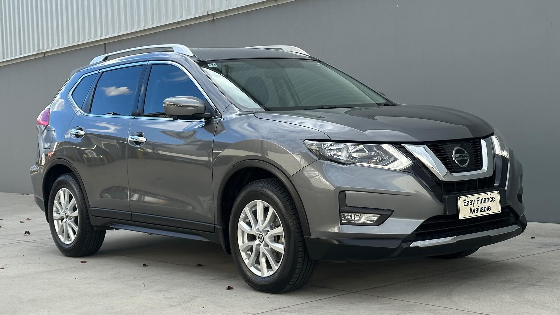 Nissan X-trail image 2