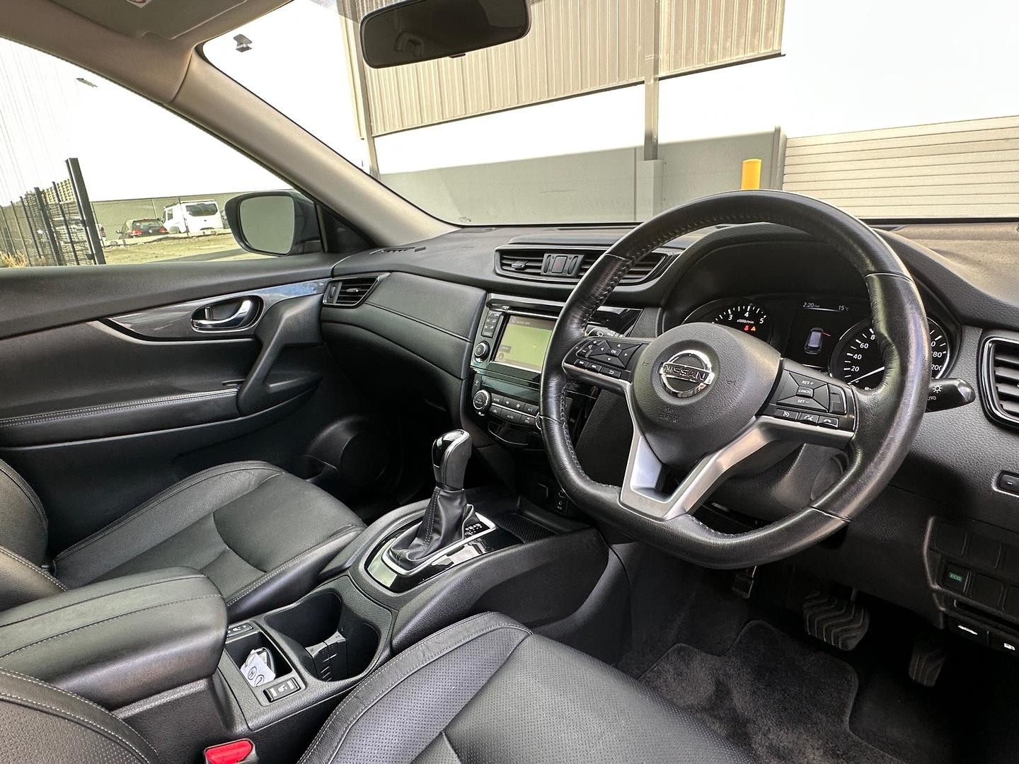 Nissan X-trail image 3