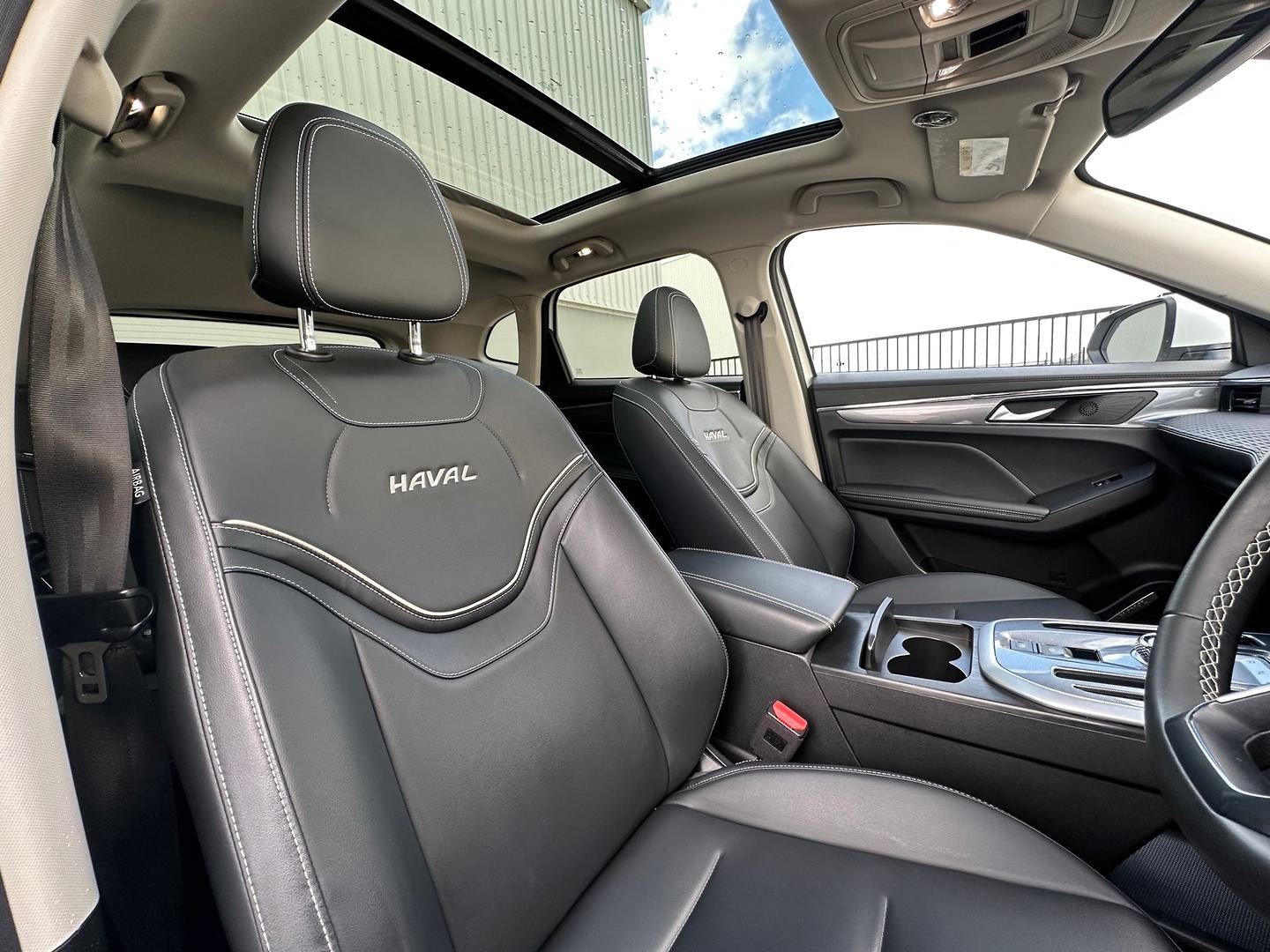 Haval Jolion image 4