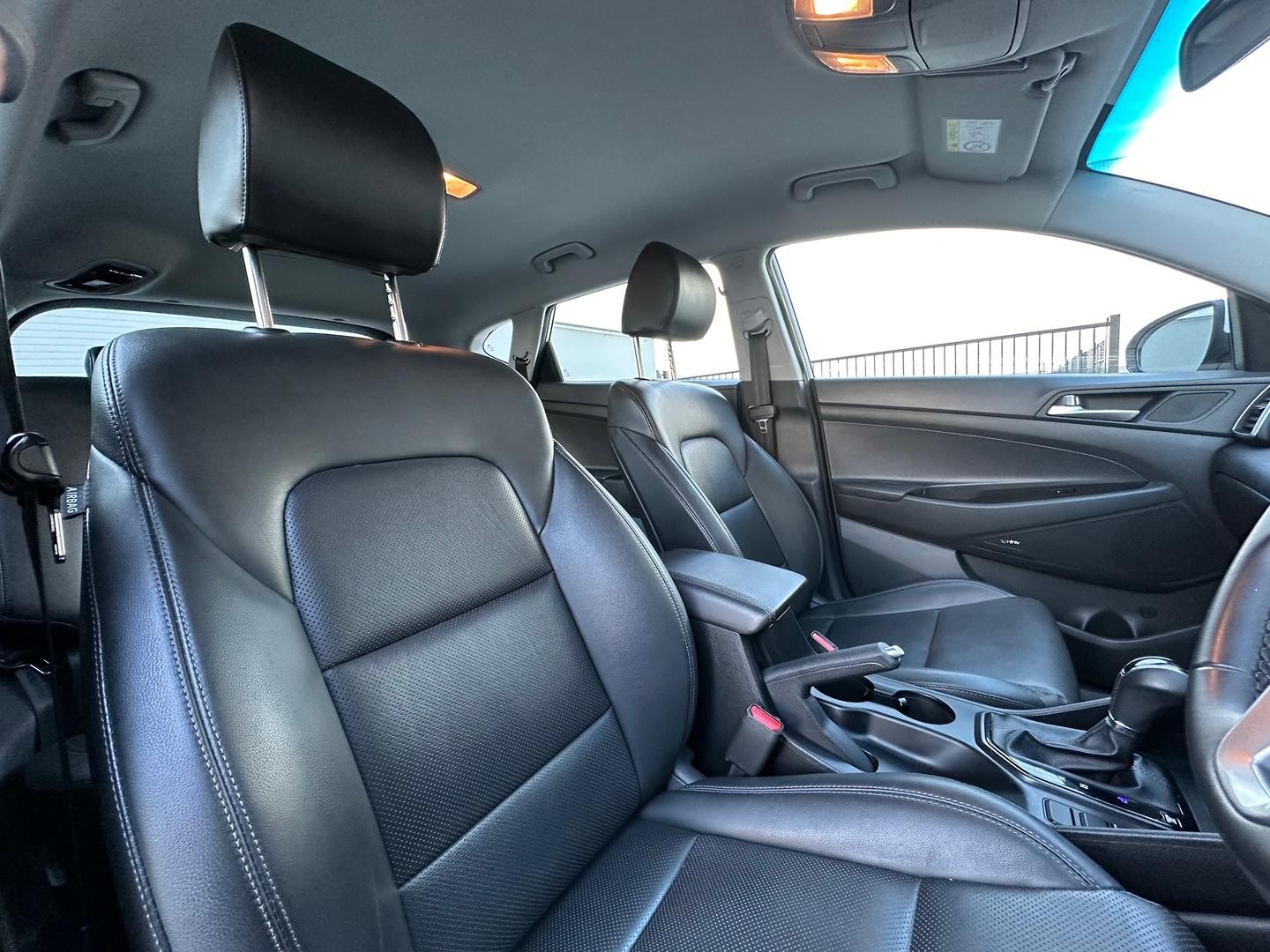 Hyundai Tucson image 4