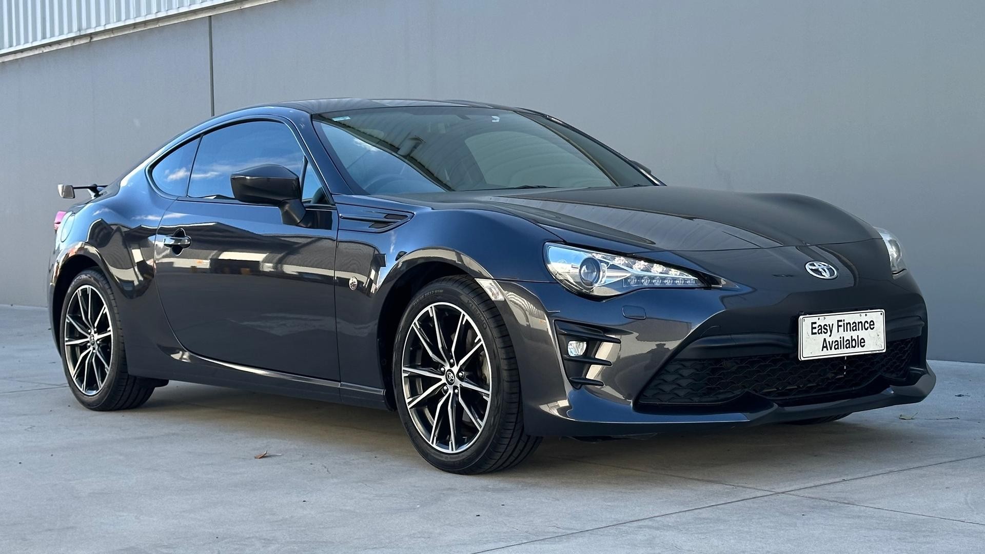 Toyota 86 image 2