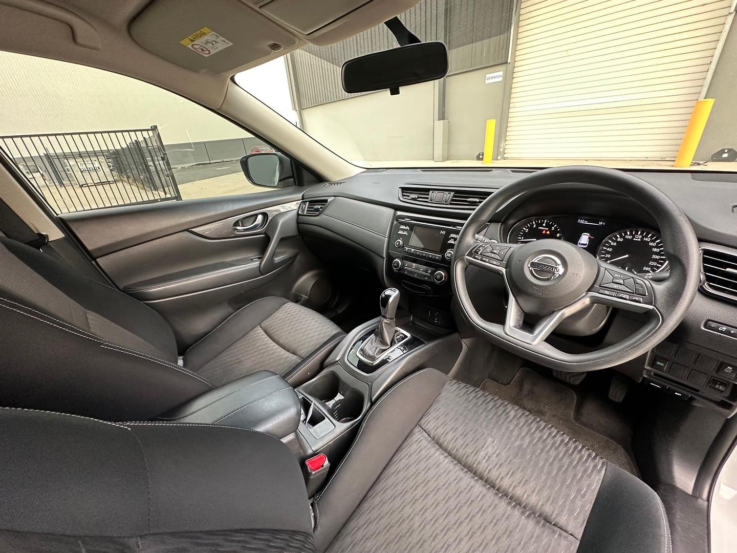 Nissan X-trail image 3