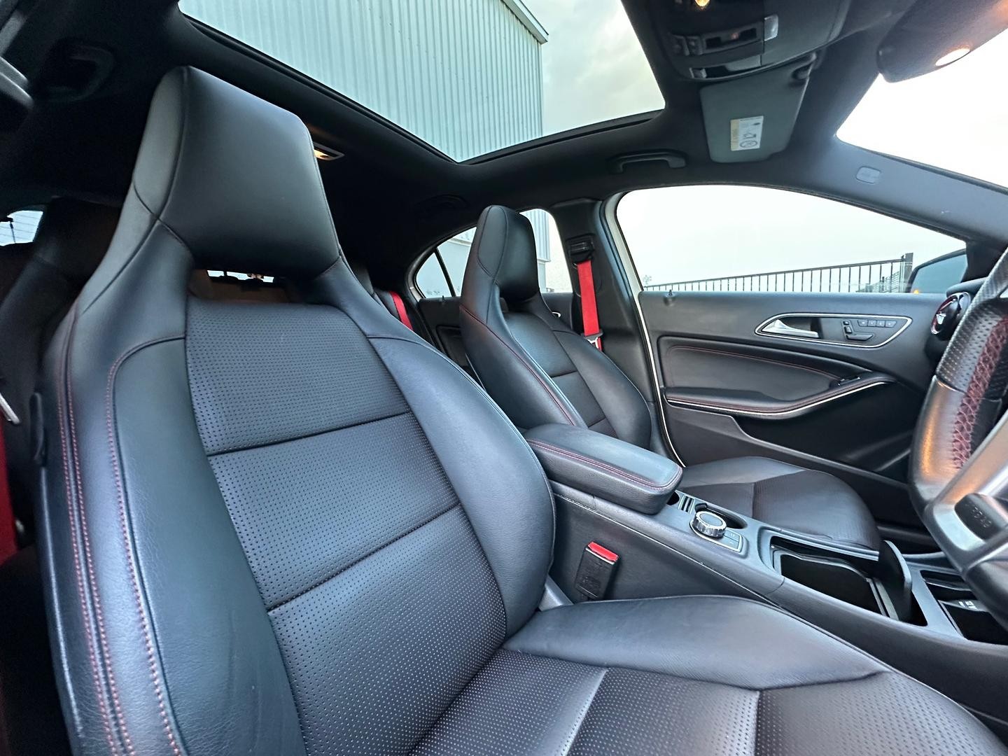Mercedes Benz A-class image 4