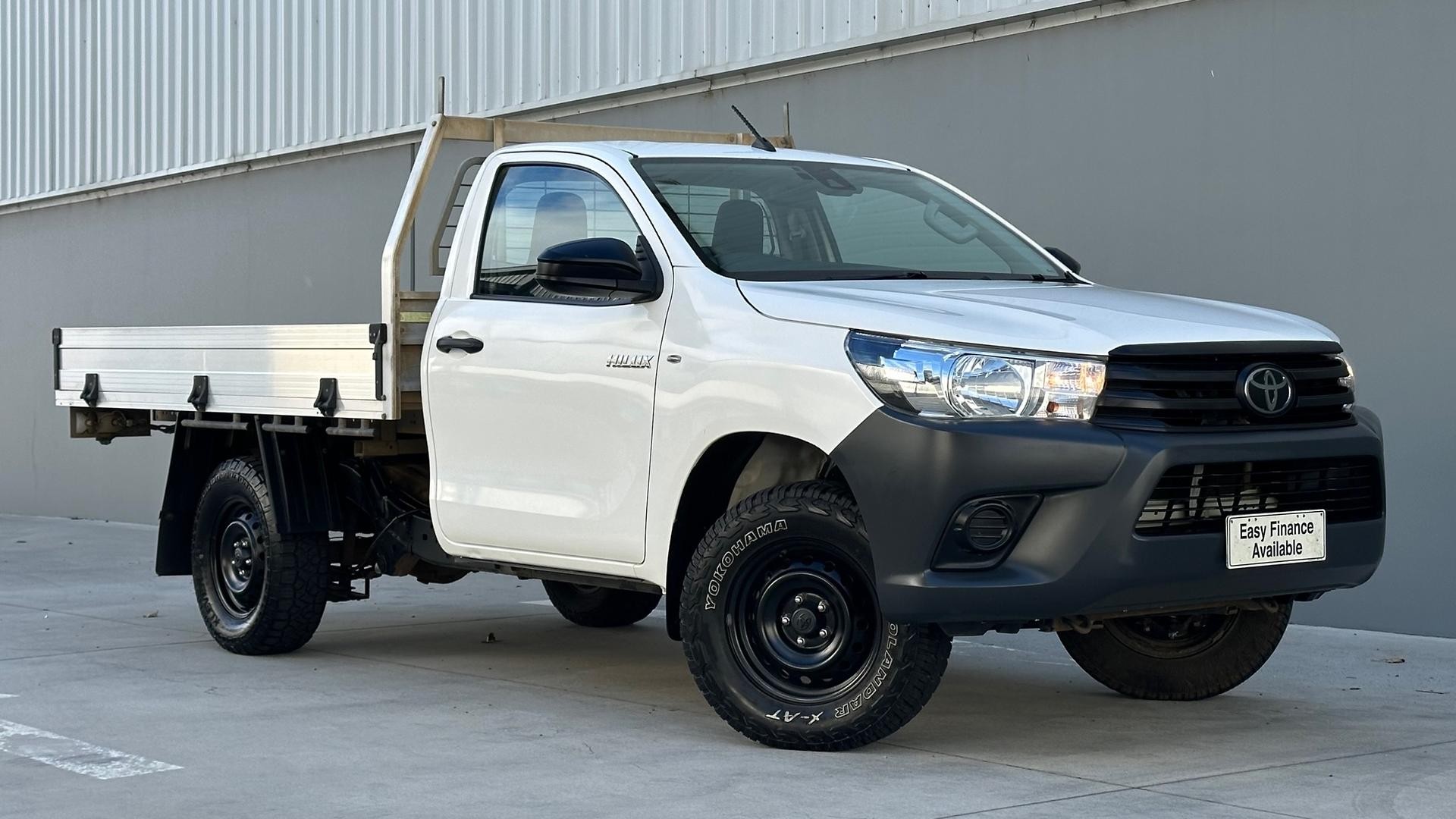 Toyota Hilux image 1