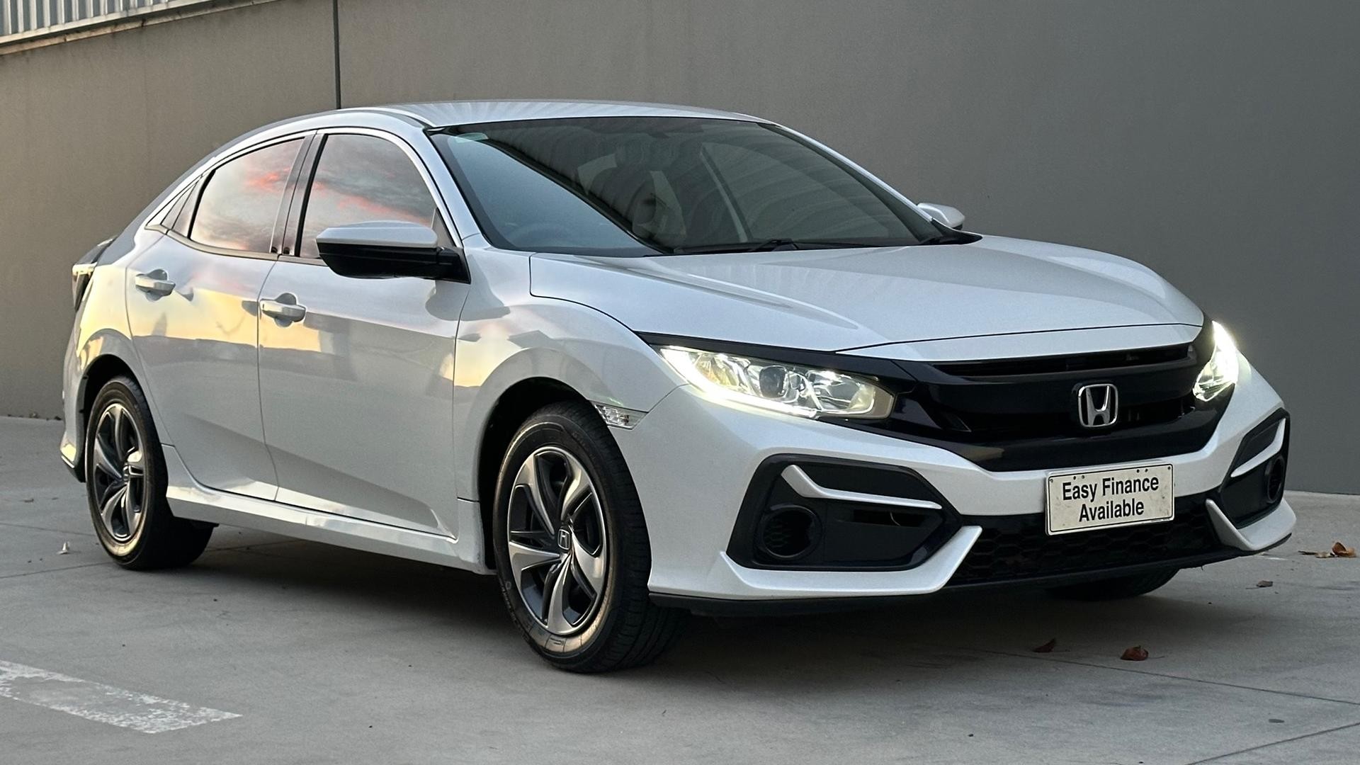 Honda Civic image 2