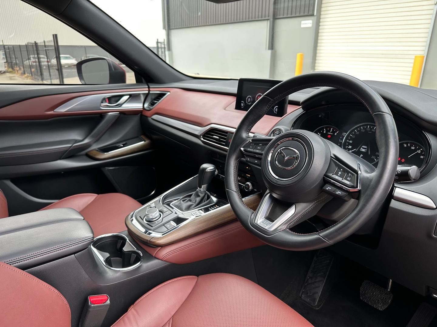 Mazda Cx-9 image 3