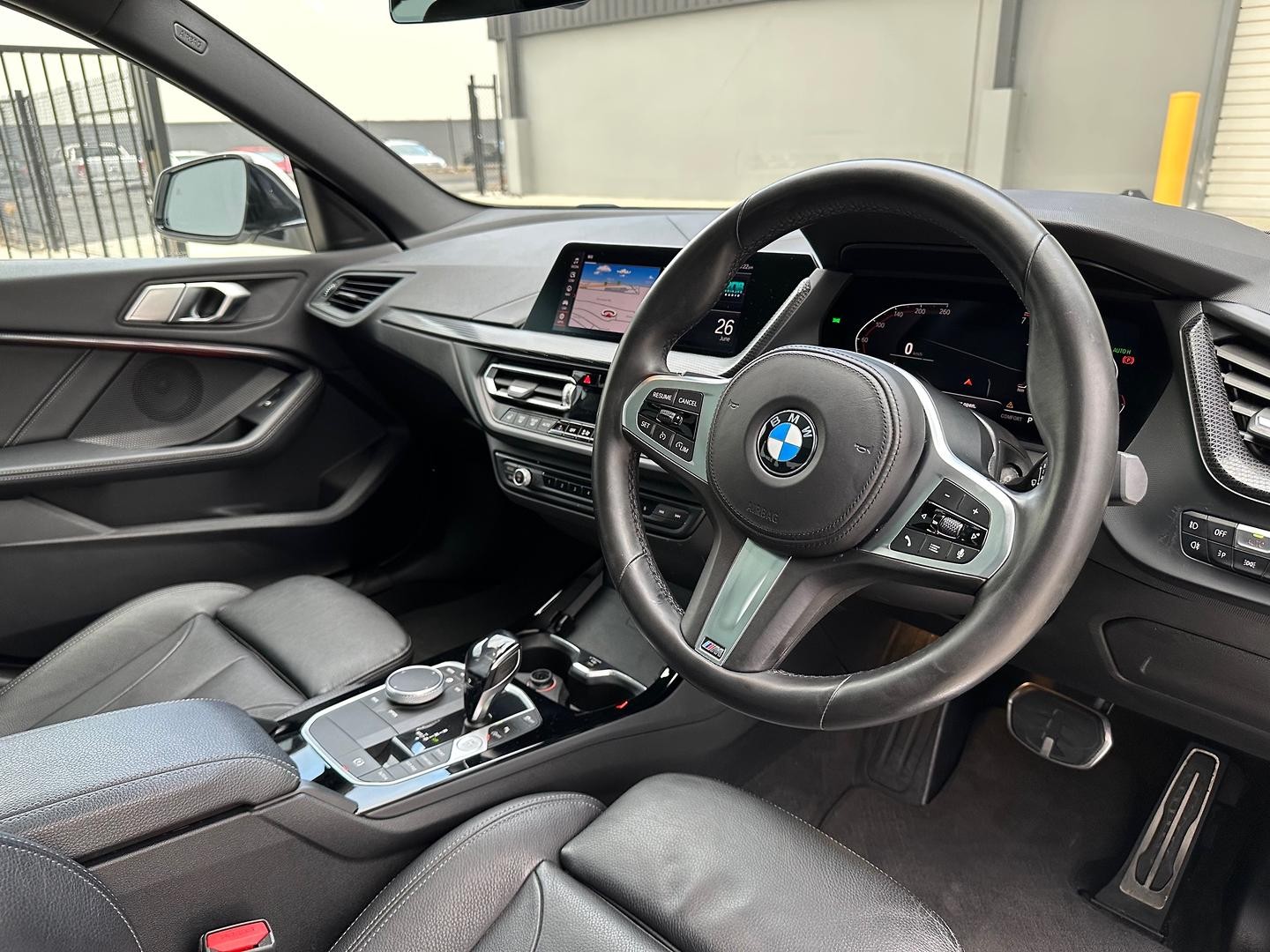 BMW 2 Series image 3
