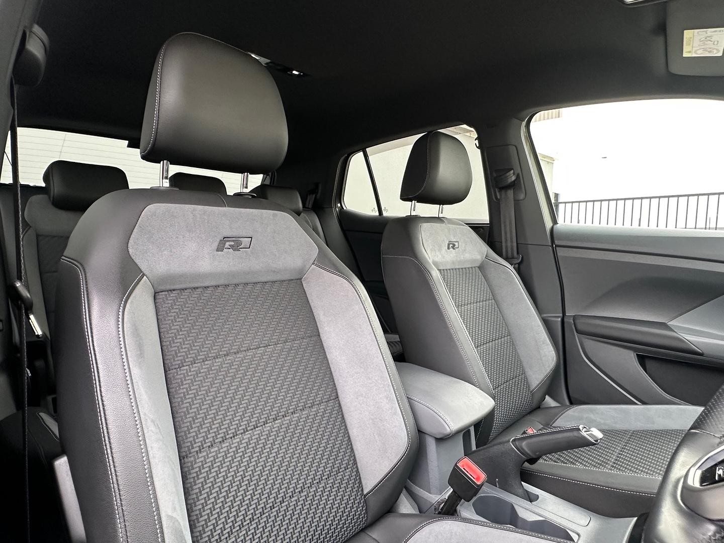 Volkswagen T-cross image 4