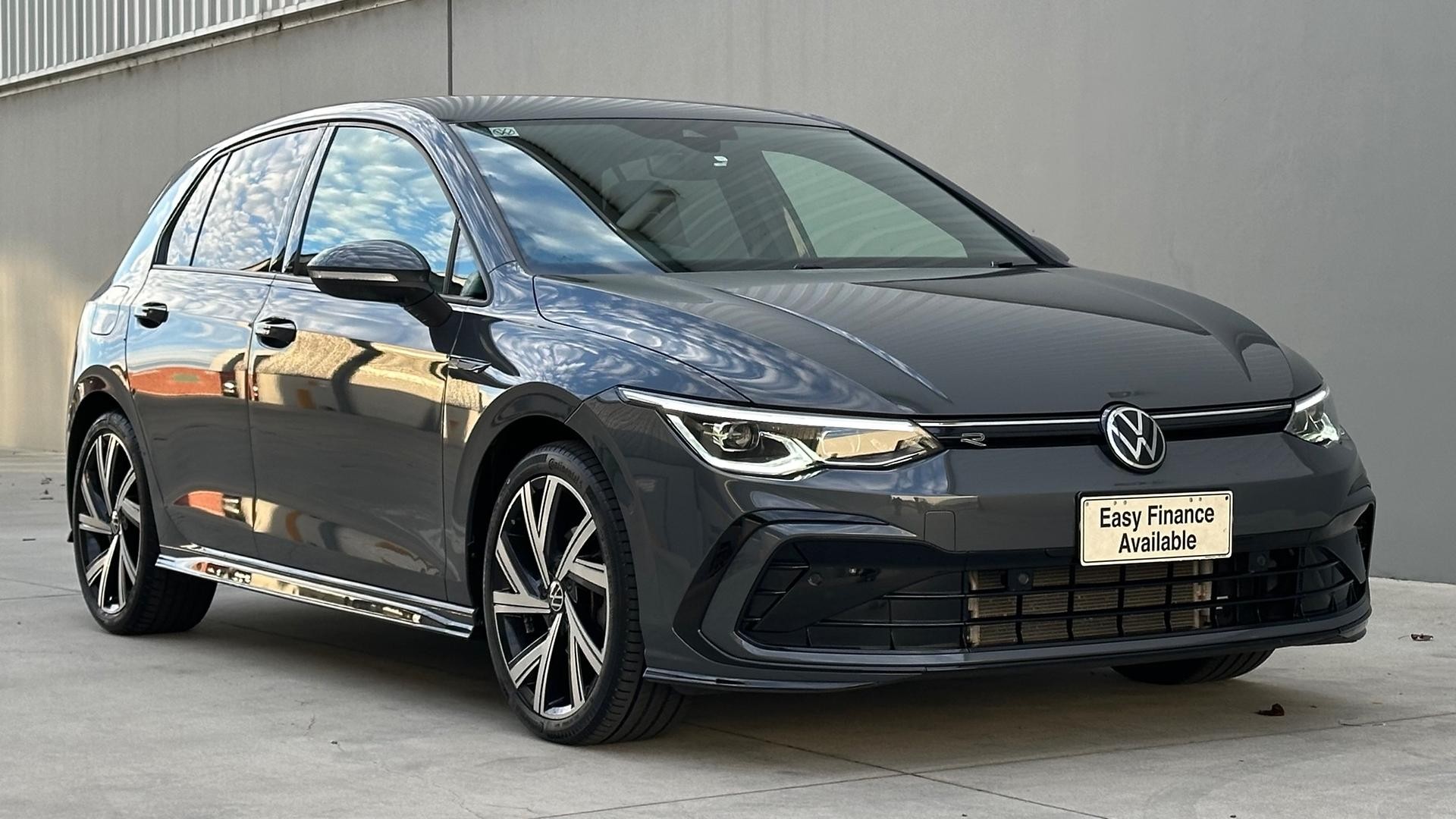 Volkswagen Golf image 2
