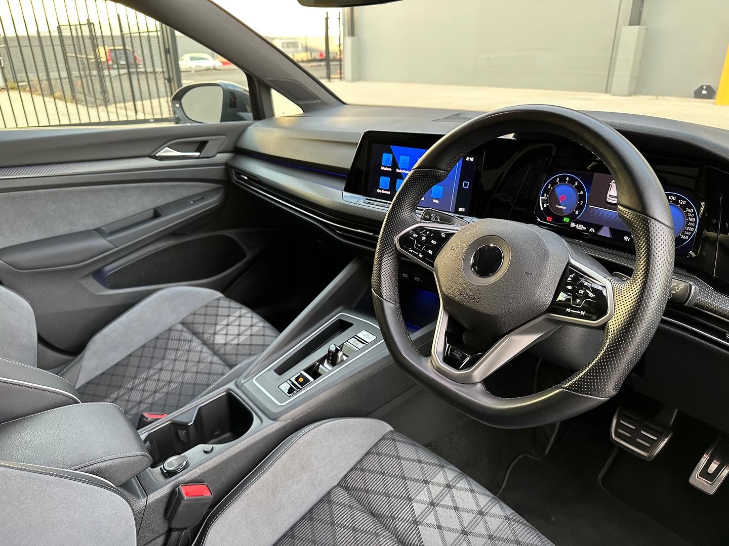 Volkswagen Golf image 3
