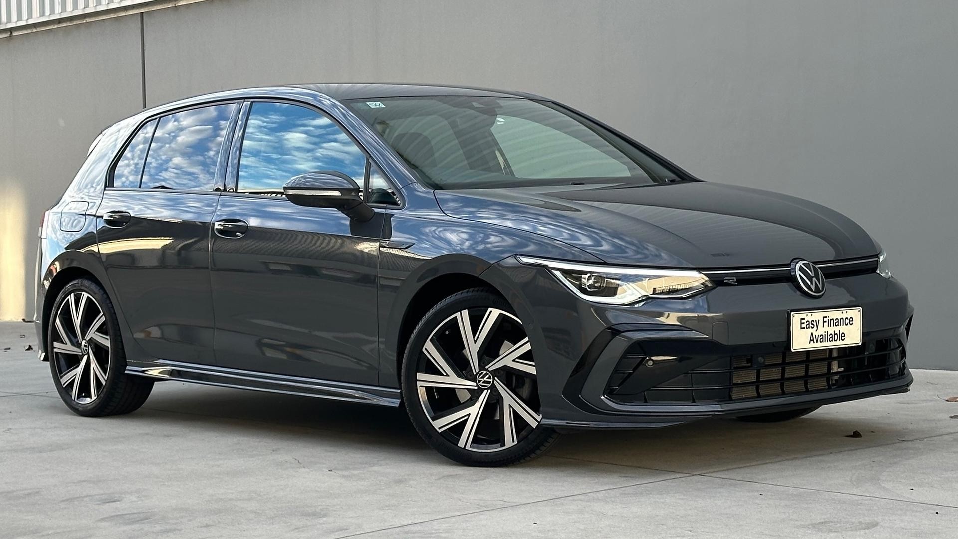 Volkswagen Golf image 1