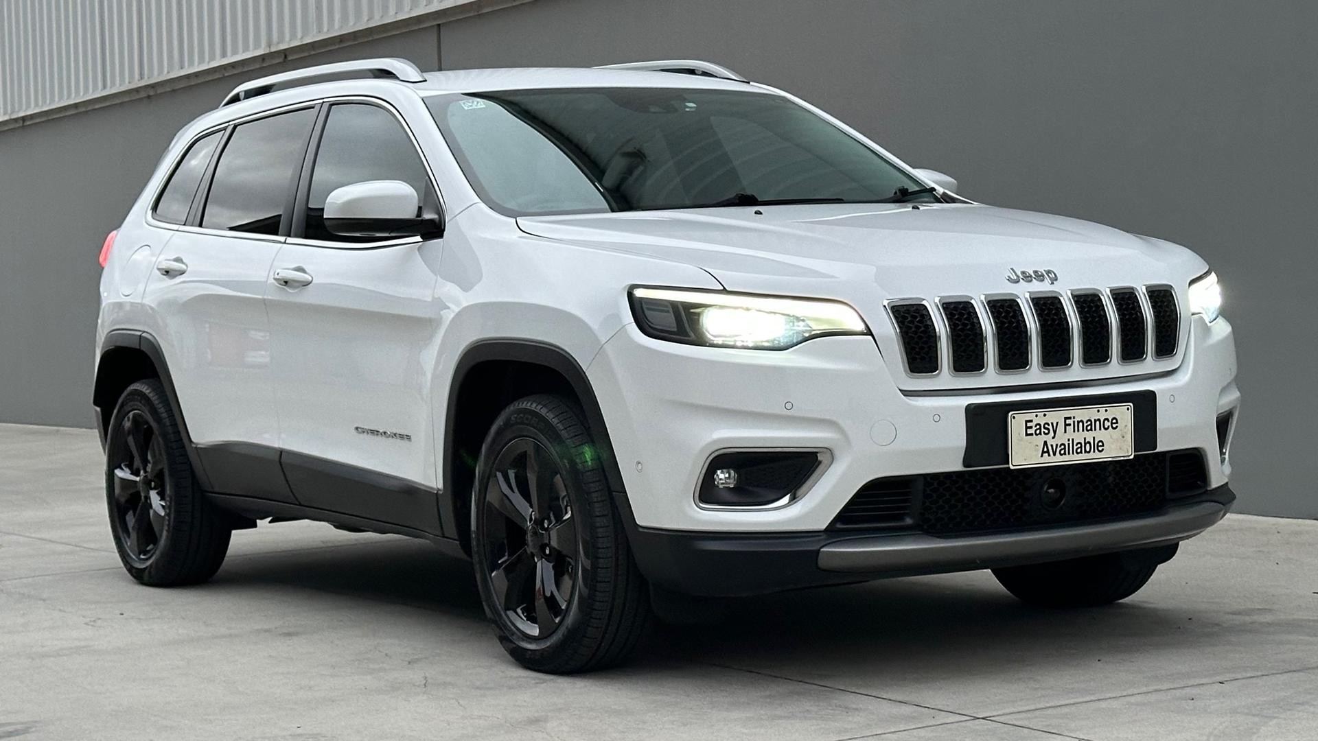 Jeep Cherokee image 2