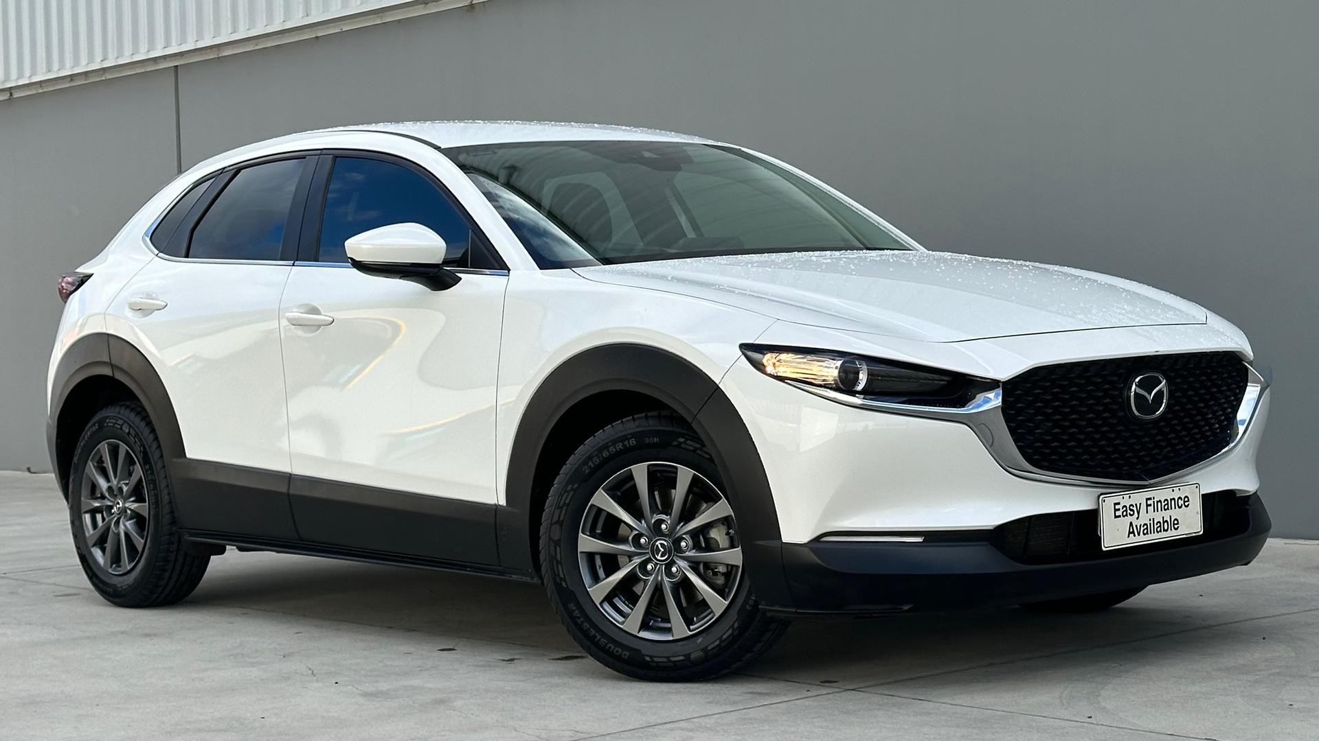 Mazda Cx-30 image 1