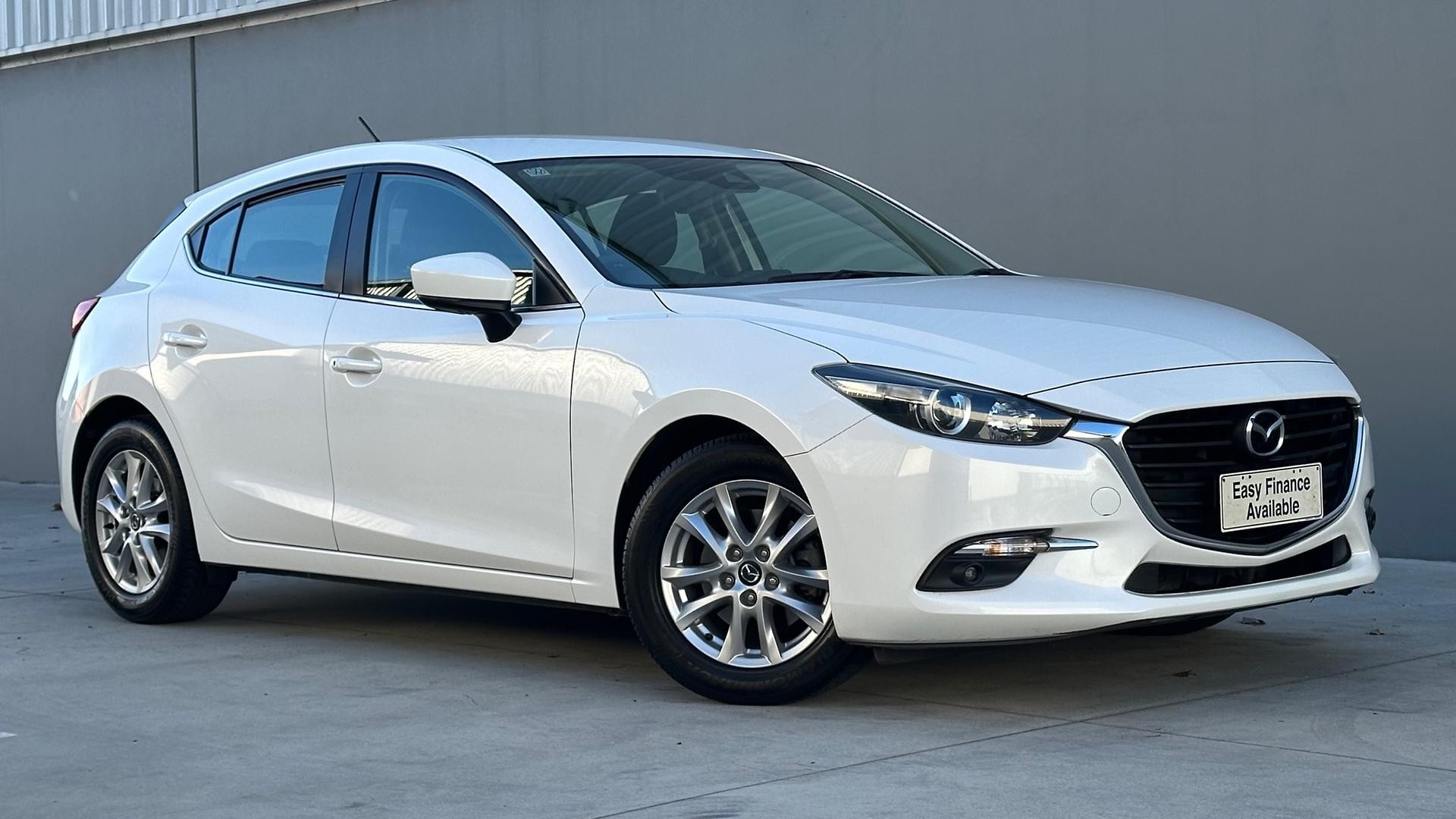 Mazda 3 image 1