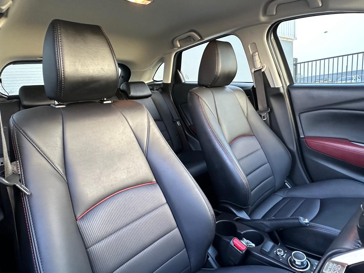 Mazda Cx-3 image 4
