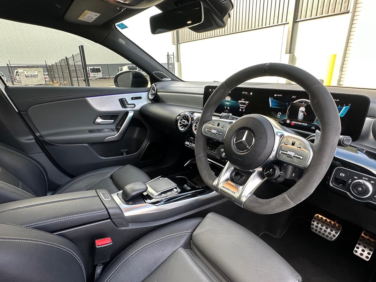 Mercedes Benz A-class image 3